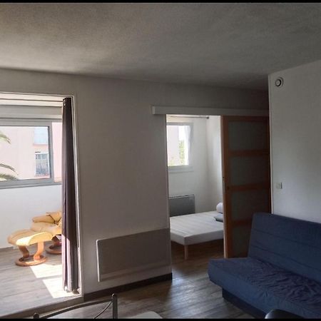 Frejus-Plage Et Centre-Ville, 28 M2, Accueil 4 Personnes, Francais, English Spoken Exterior photo